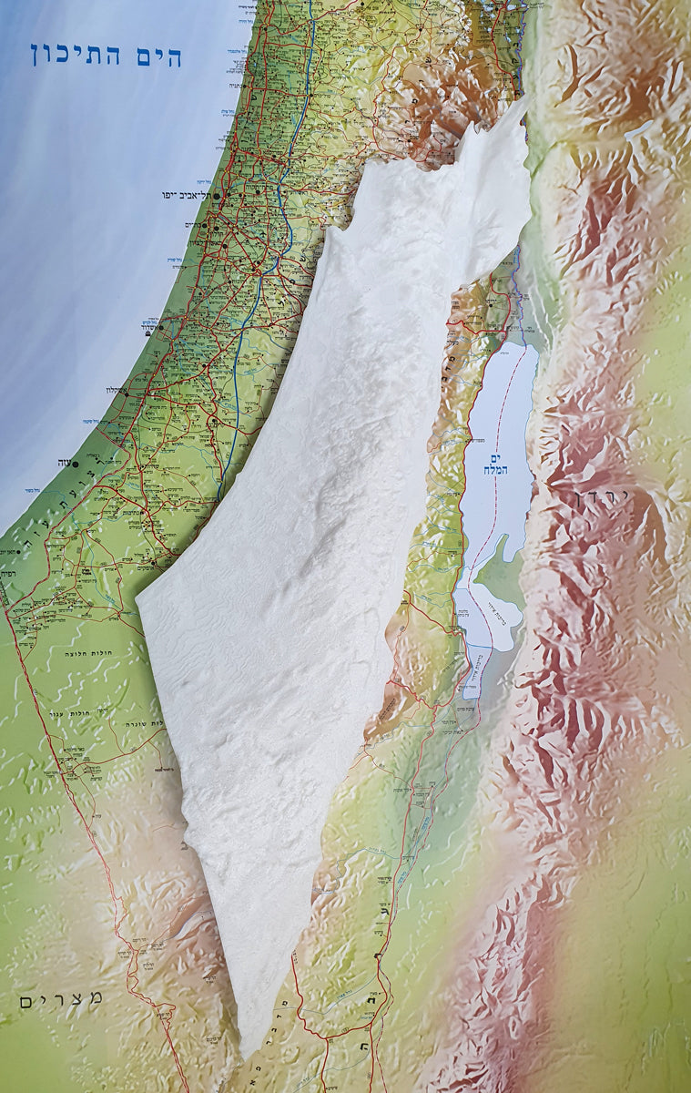 מודל תלת מימד לבן בתבליט של מפת ישראל